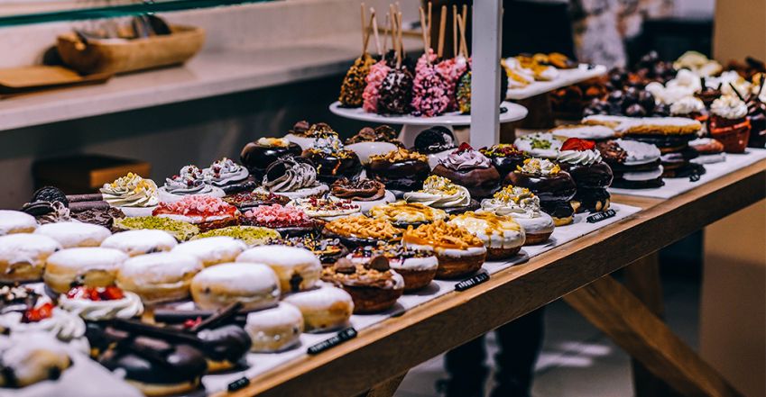 Éhen marad, aki válogat