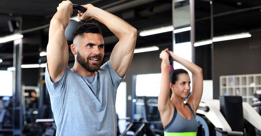 Az erőedzés rengeteg előnye: elképesztő, mit művel a testeddel!